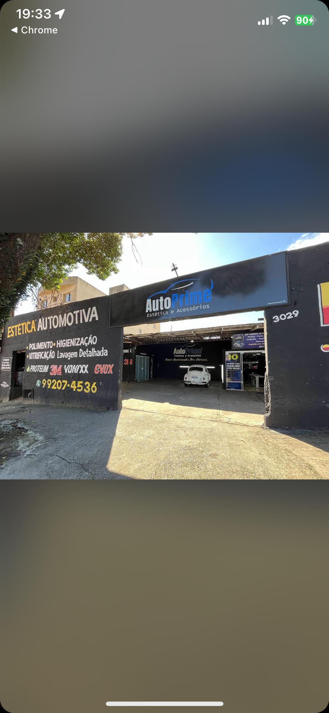 Fachada em Lona