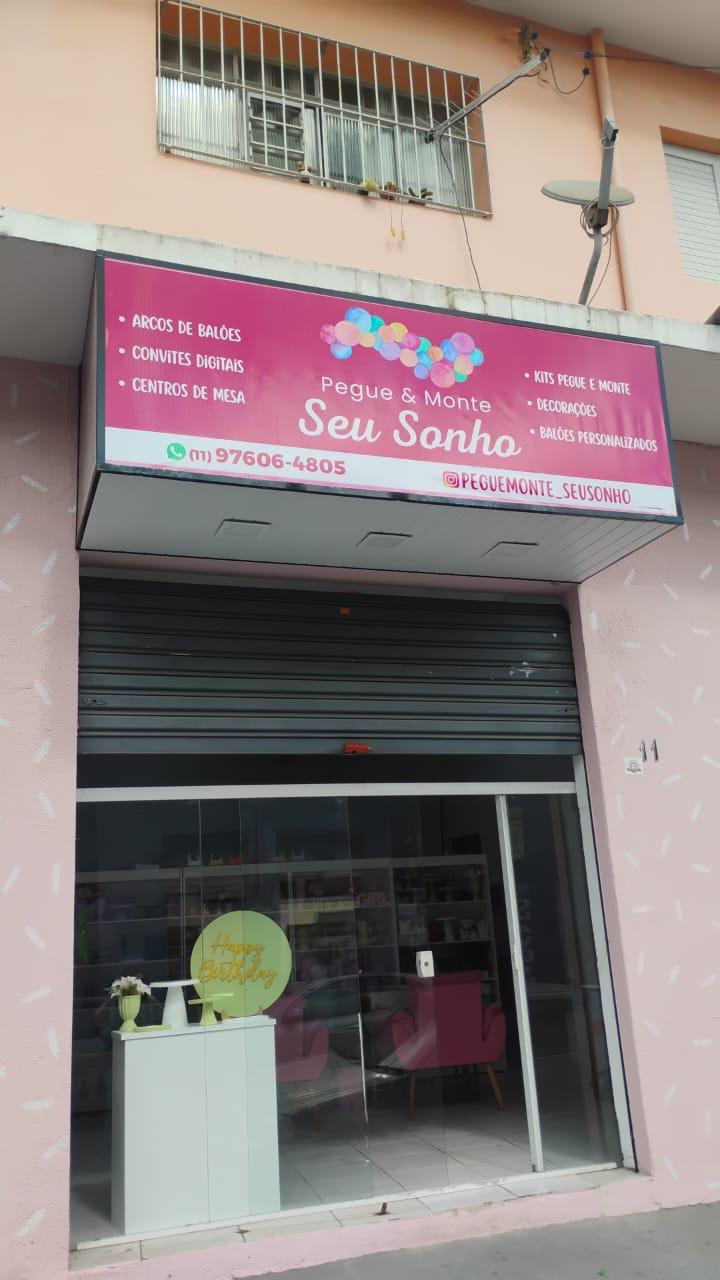 Fachada em Lona